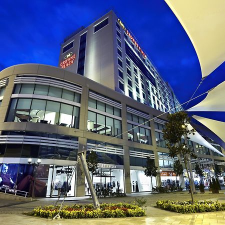 Crowne Plaza Istanbul Asia By Ihg Exterior foto The hotel at night