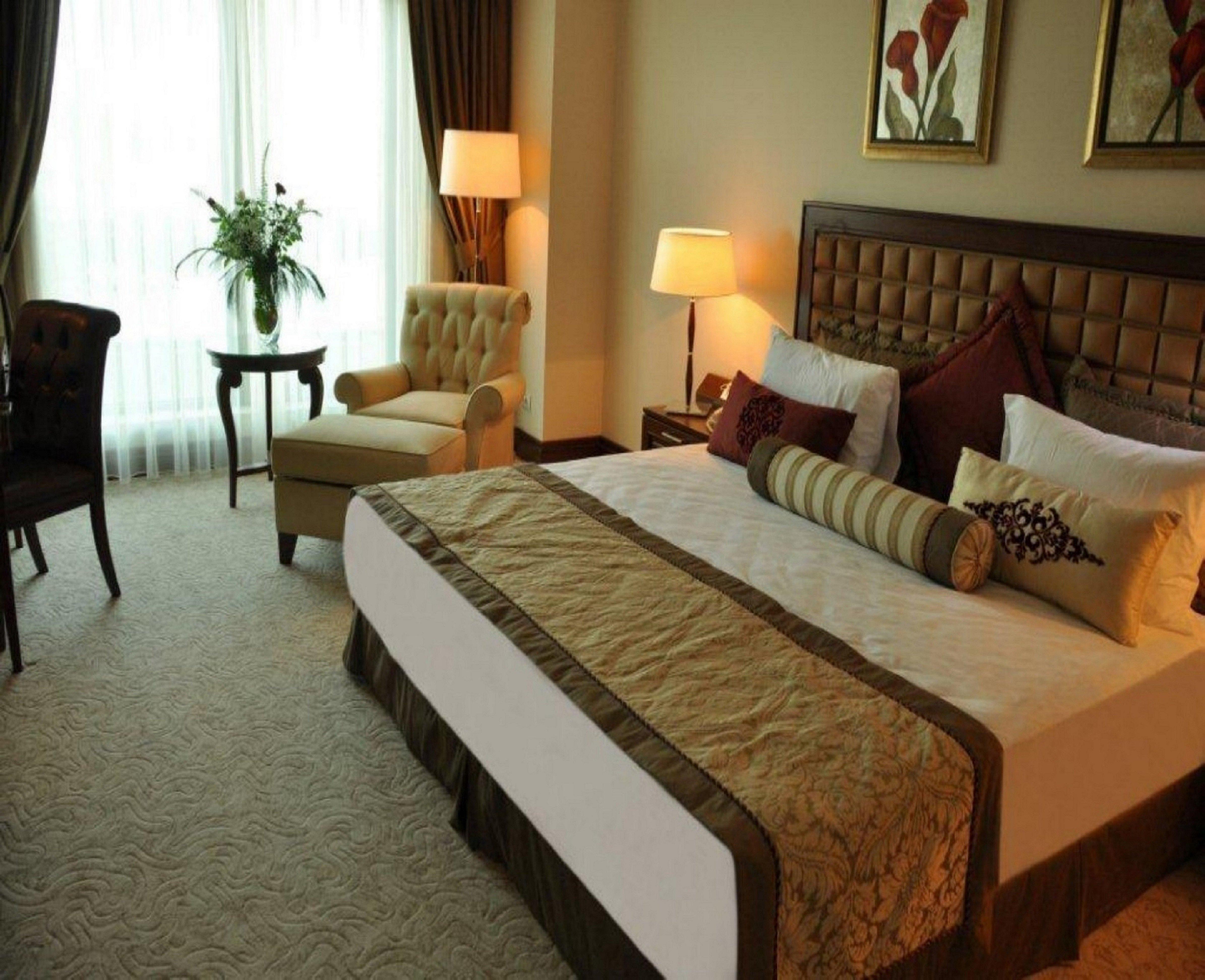 Crowne Plaza Istanbul Asia By Ihg Exterior foto A bed runner