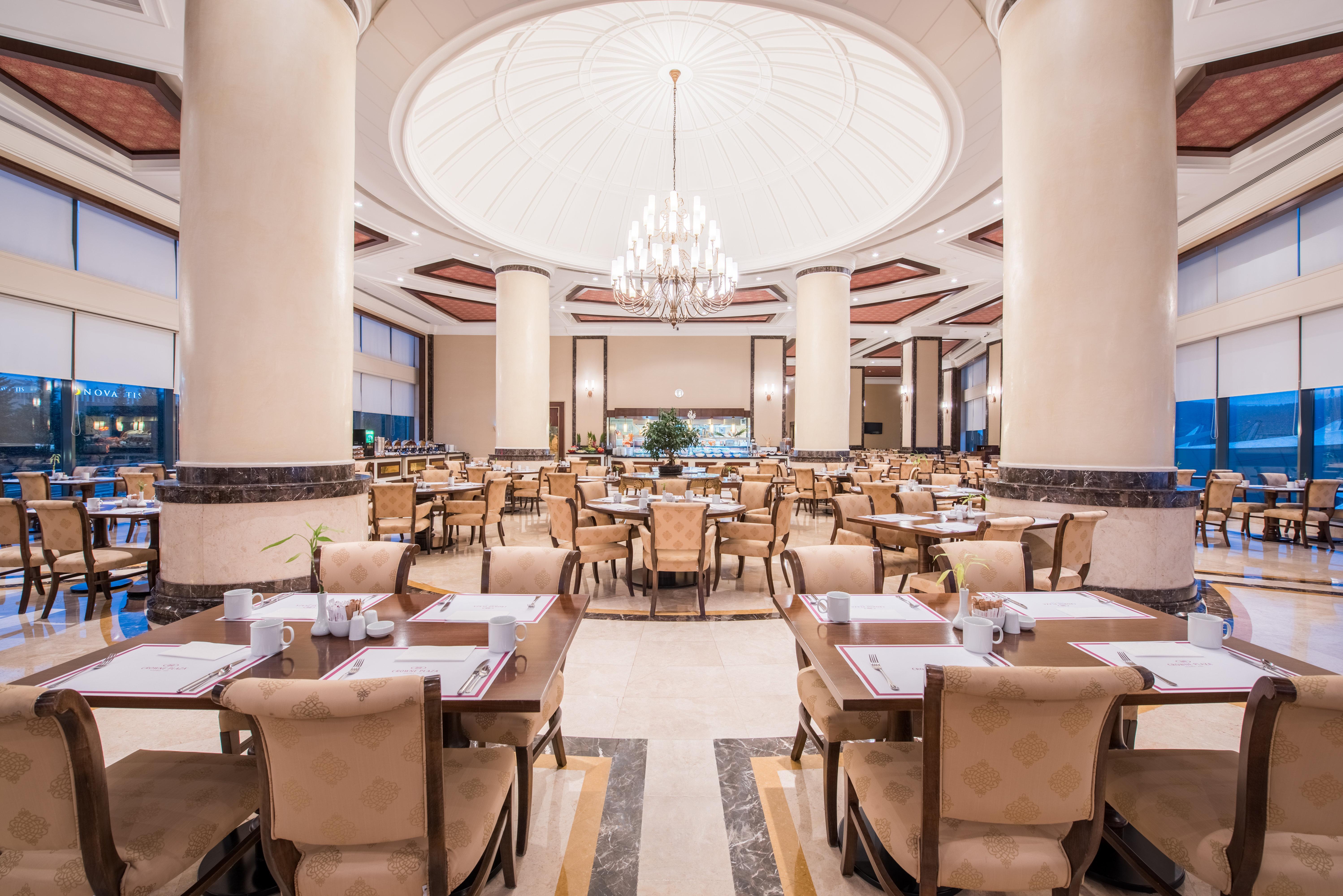 Crowne Plaza Istanbul Asia By Ihg Exterior foto The restaurant