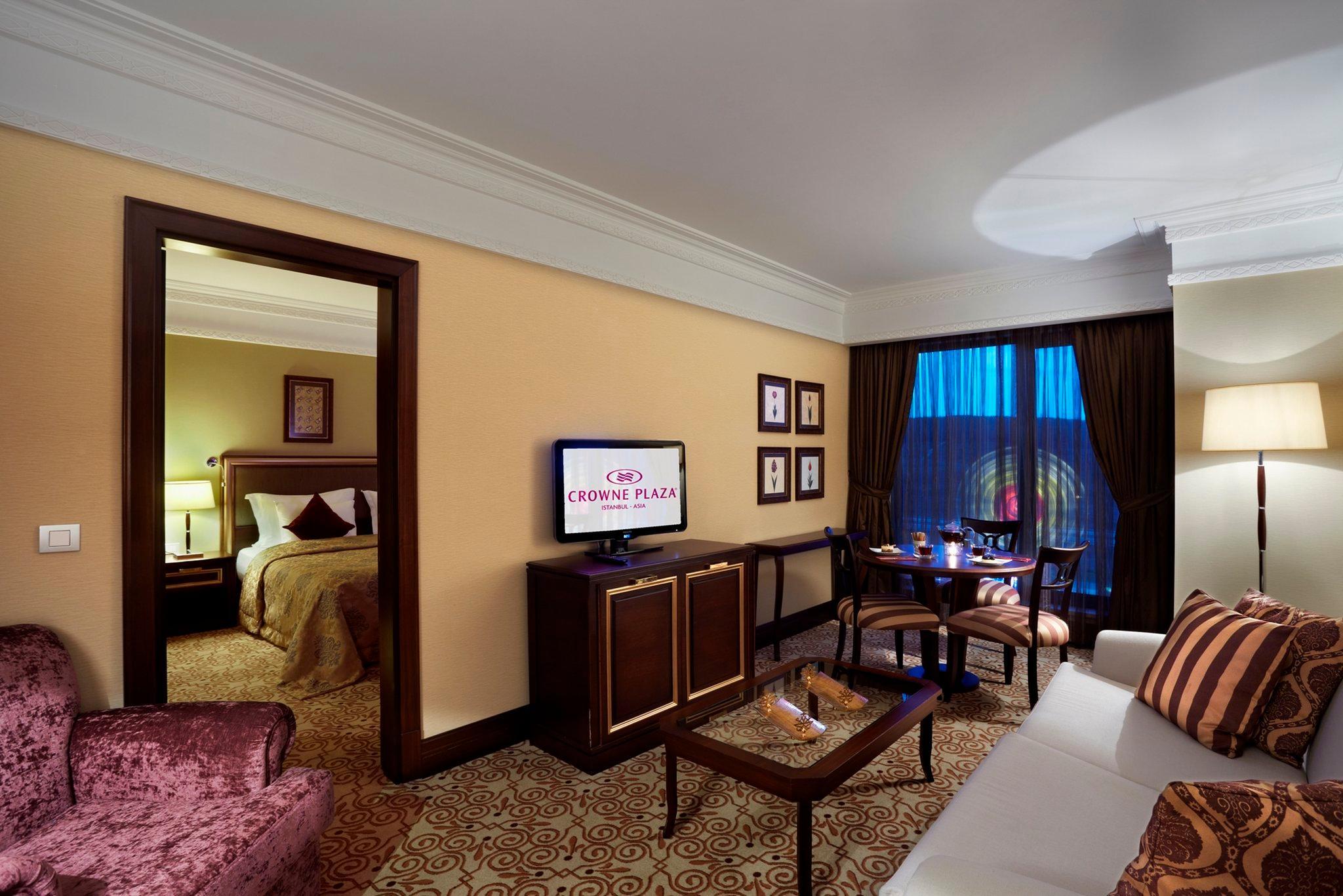 Crowne Plaza Istanbul Asia By Ihg Zimmer foto Suite