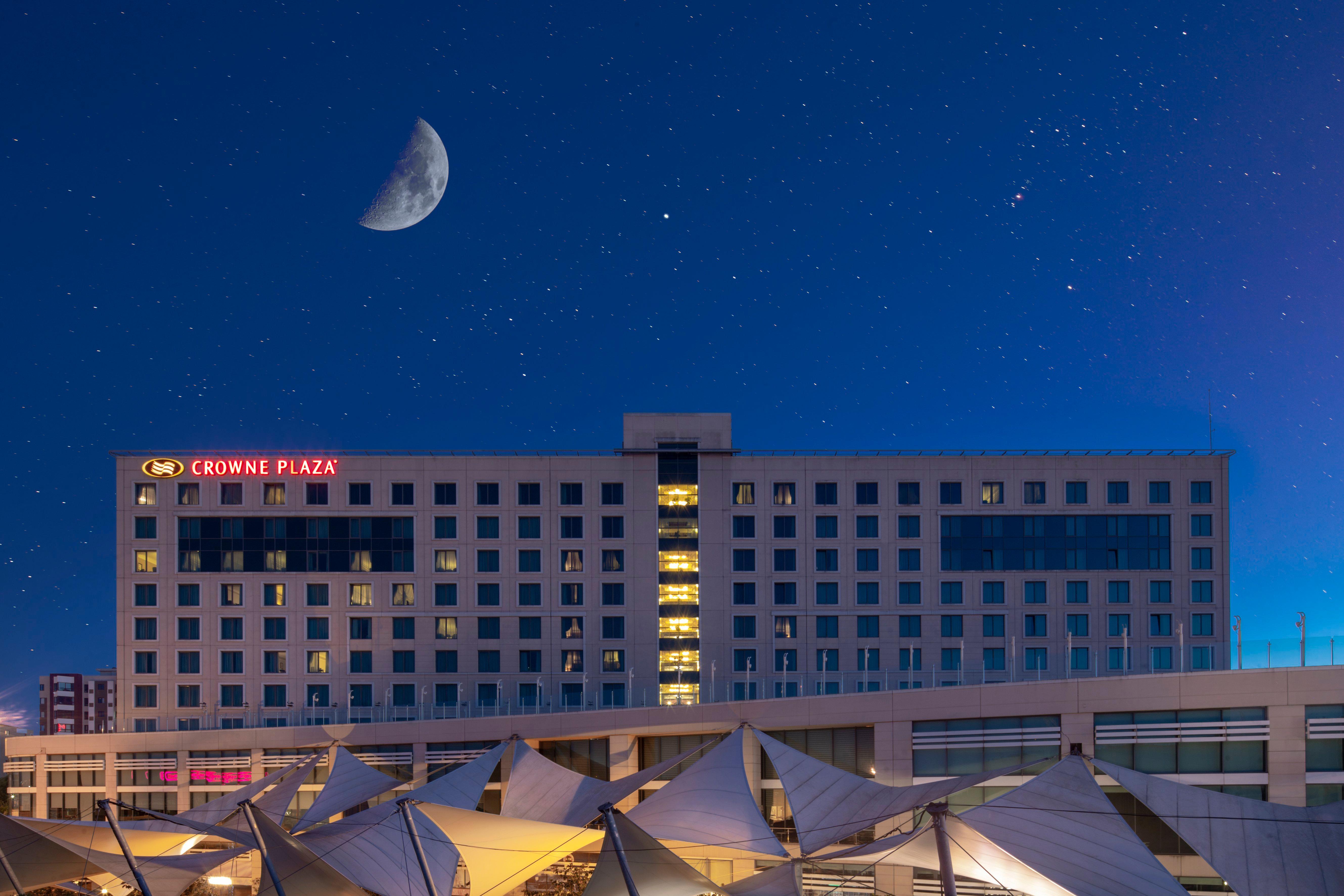 Crowne Plaza Istanbul Asia By Ihg Exterior foto Crowne Plaza Hotel, Belgrade