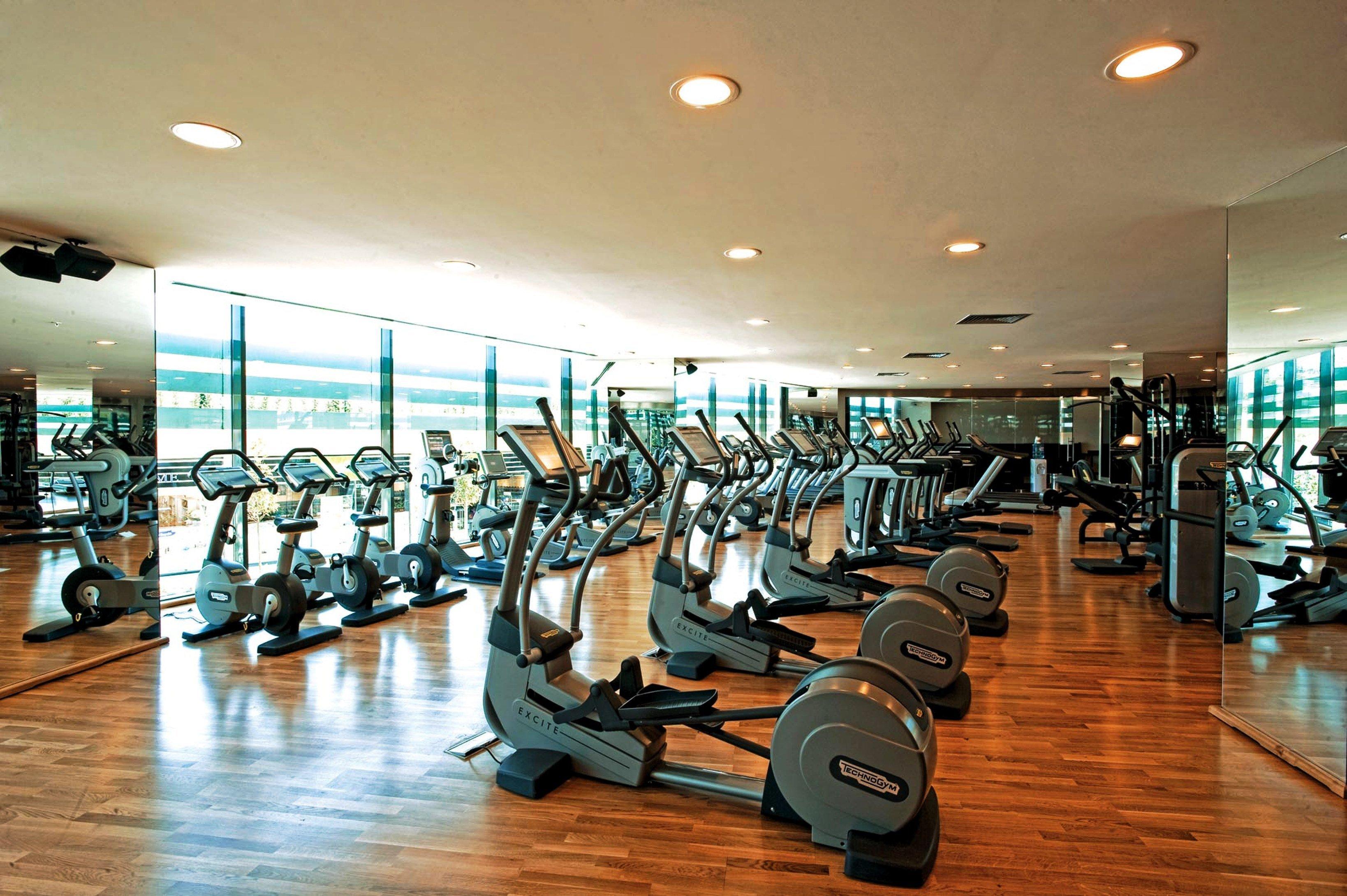 Crowne Plaza Istanbul Asia By Ihg Exterior foto A gym at a hotel